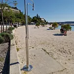 Valja - 55m2 - Sea View - Garden - Grill Appartement