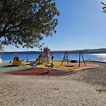 Valja - 55m2 - Sea View - Garden - Grill * Jadranovo