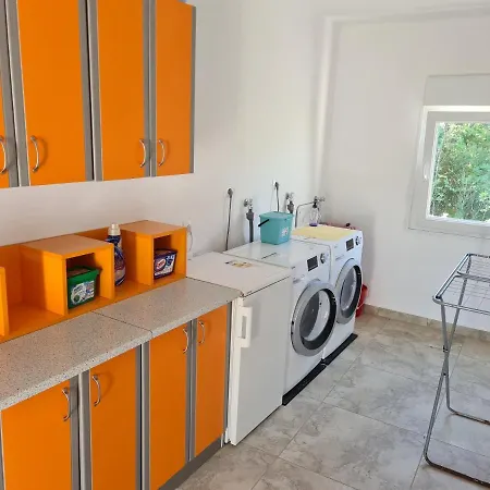 Valja - 55m2 - Sea View - Garden - Grill Jadranovo