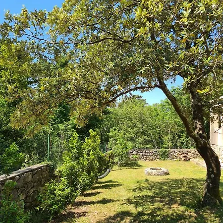 Appartement Valja - 55m2 - Sea View - Garden - Grill
