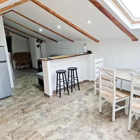 Valja - 55m2 - Sea View - Garden - Grill *