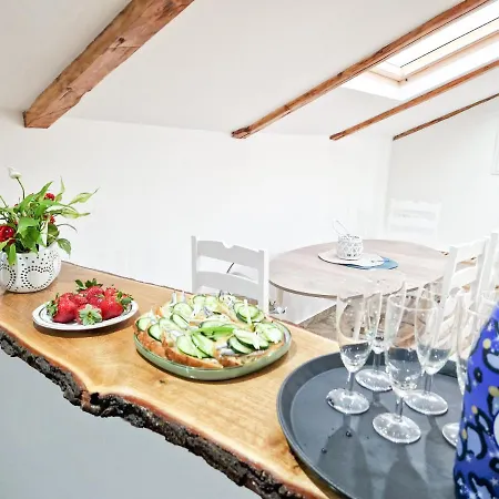 Valja - 55m2 - Sea View - Garden - Grill Apartment Jadranovo