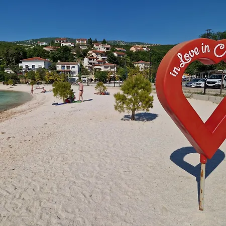 Apartment Valja - 55m2 - Sea View - Garden - Grill