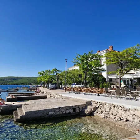 Apartment Valja - 55m2 - Sea View - Garden - Grill *